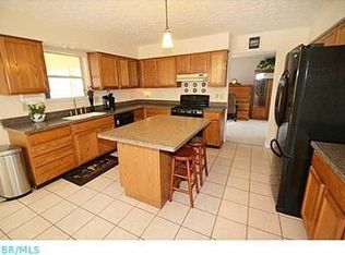 1796 Storrow Dr, Lewis Center, OH 43035