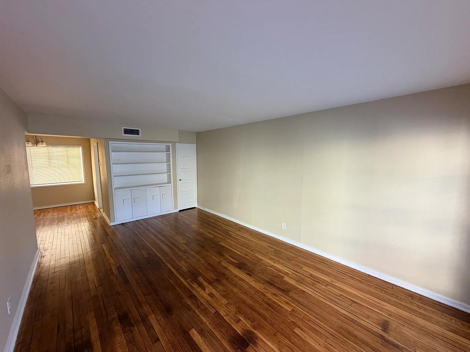 3807 Parkway Dr — Photo 1