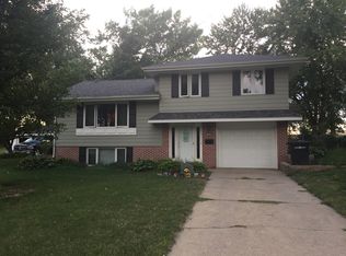 1620 19th Pl, West Des Moines, IA 50265
