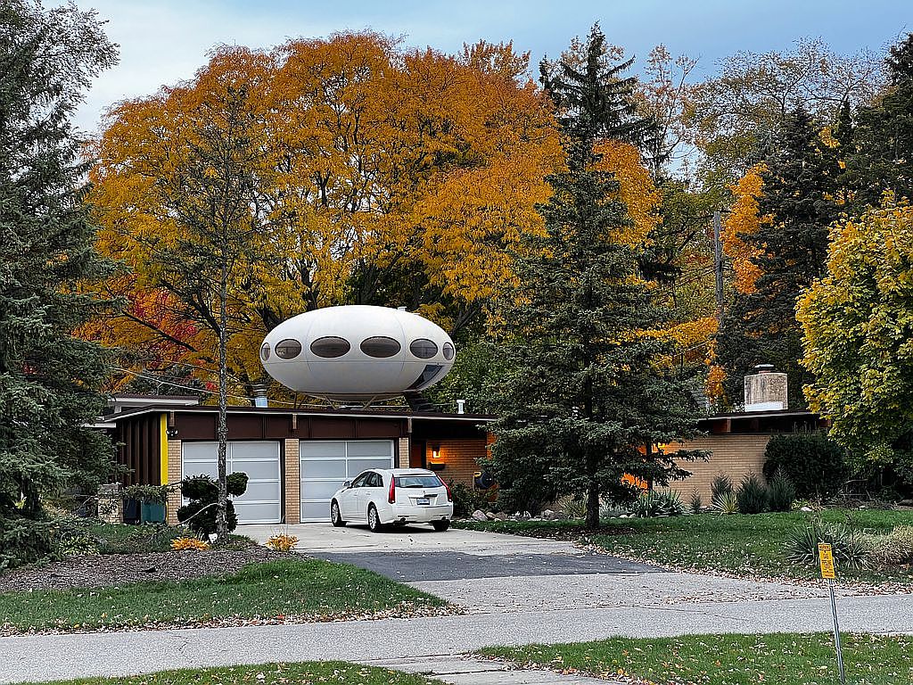 18050 Kinross Ave, Beverly Hills, MI 48025 Zillow