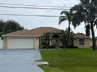 2291 SW Almansa Ave