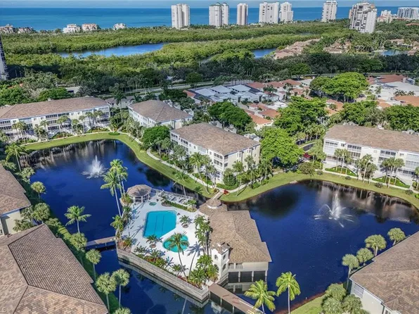 7741 Pebble Creek CIR #102, NAPLES, FL 34108