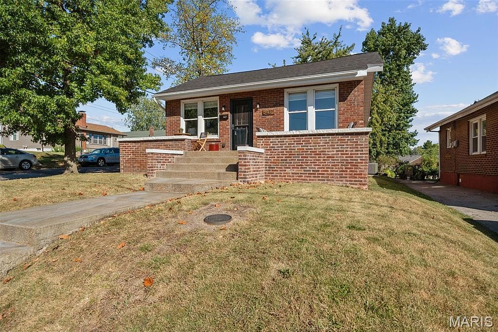 6437 Colver Ave, Saint Louis, MO 63123 | Zillow