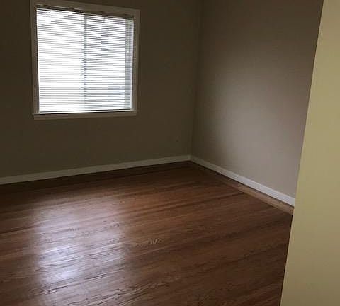 5th image of 854 Highland Ave