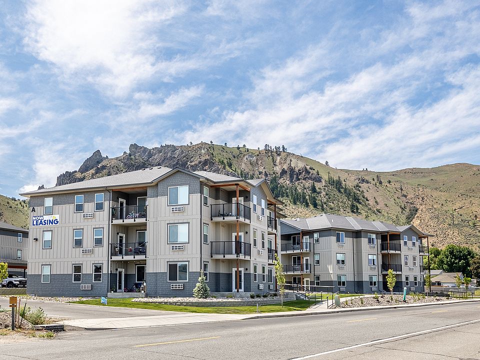 Eleven 01 at Saddlerock 11011105 Red Apple Rd Wenatchee, WA