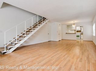 145 N Hamilton Dr APT 8, Beverly Hills, CA 90211