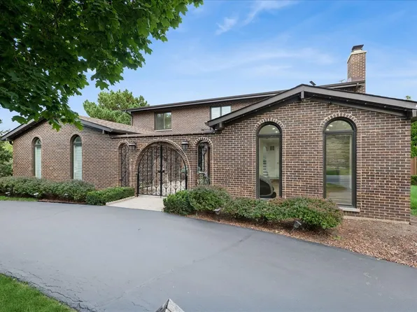 505 Rue Royale, Deer Park, IL 60010