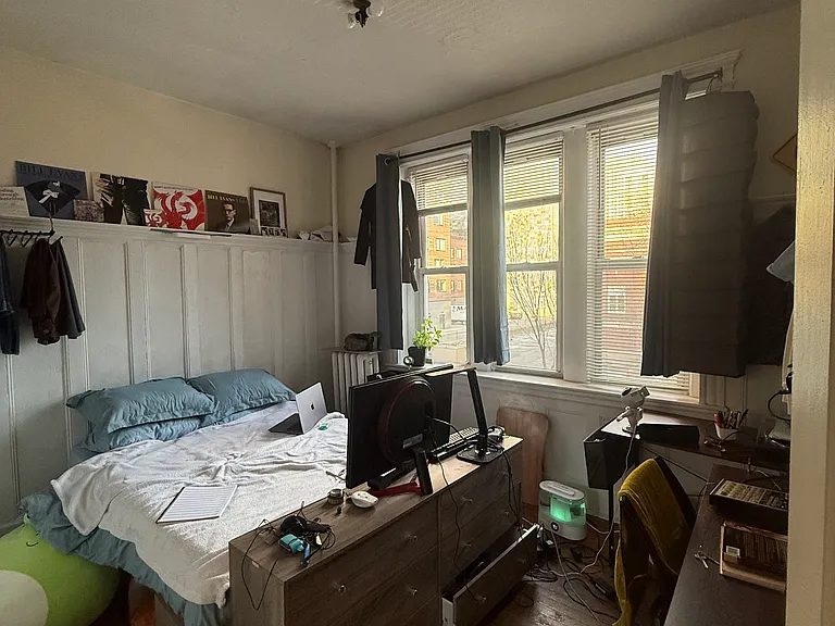 24 Peterborough St #18 — Photo 7