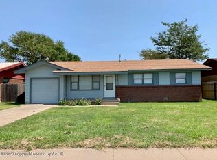 102 N Loyola St, Perryton, TX 79070