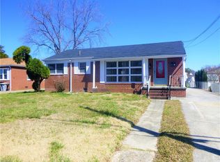 40 Whitaker Ave, Hampton, VA 23664