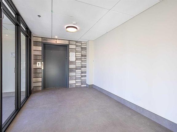 4th image of 205 N Spring Creek Cmn SW #405