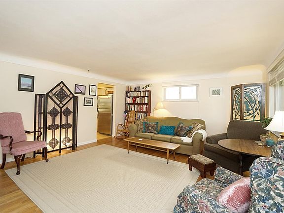 4th image of 1008 Artwood Dr