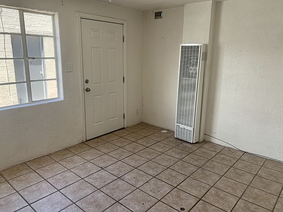 4th image of 302 W Flores St Unit 6