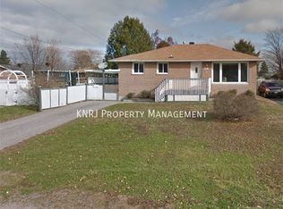20 Strathcona Dr #1, North Bay, ON P1A2M8