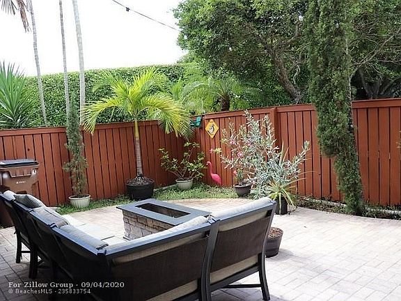 5th image of 2963 SW 11th Pl