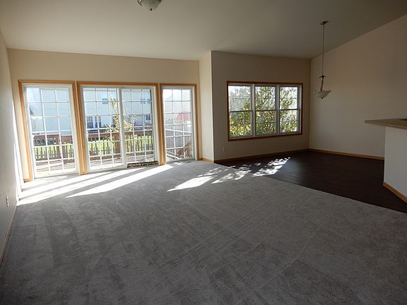 5th image of 496 Prairie Knoll Dr #0