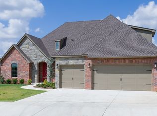 11701 NW 109th St, Yukon, OK 73099