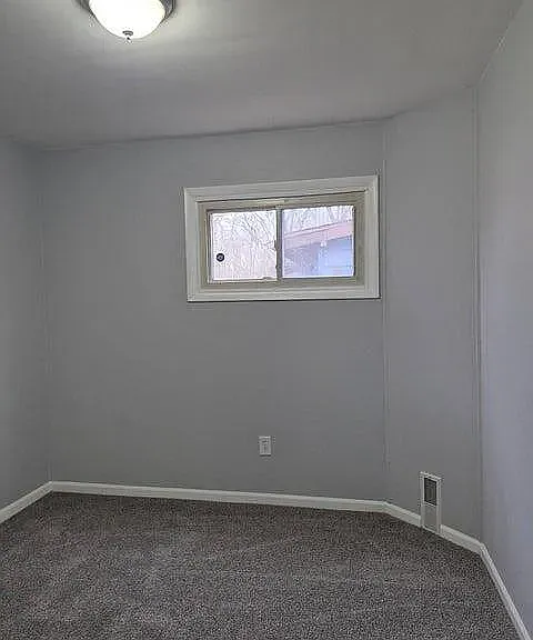 3326 Delaware St — Photo 4