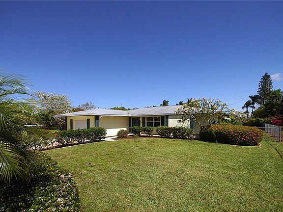 5th image of 615 Coral Dr