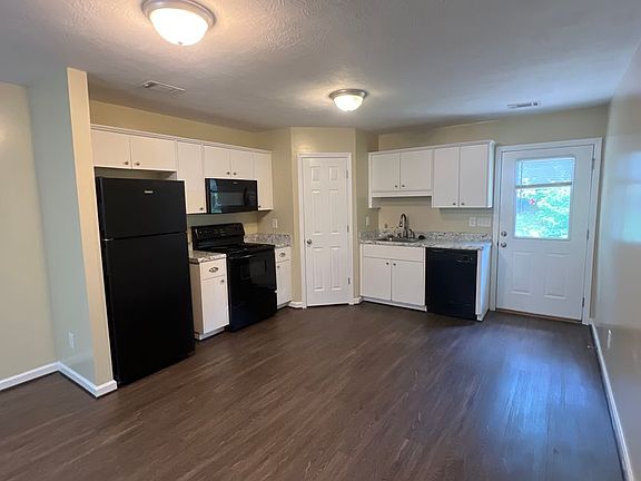 3rd image of 4439-4445 Owens Rd #4441A