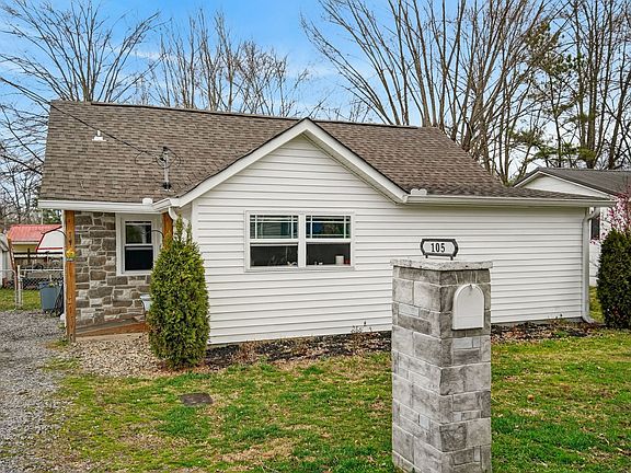 4th image of 105 Bennett St