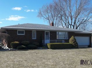 568 Augusta Dr, Monroe, MI 48161