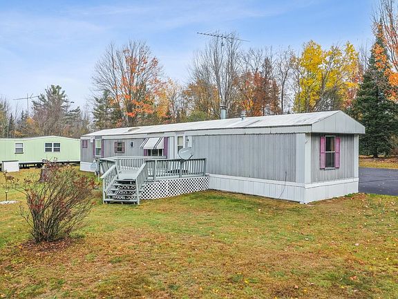 3rd image of 17440 Bear Lake Ln