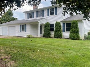 5825 Lincoln Rd, Ontario, NY 14519