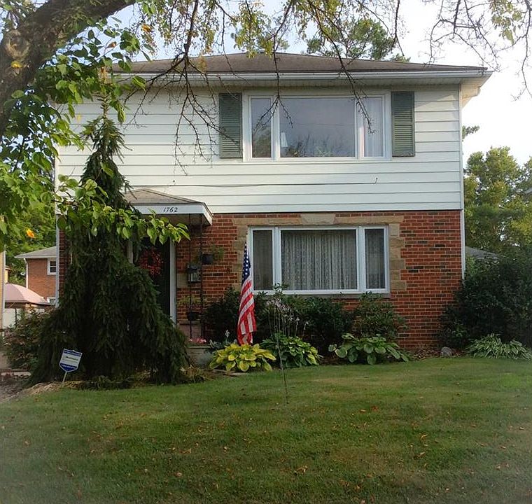 1st image of 1760 & 1762 Liberty Dr