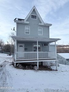 713 N 8th Ave, Altoona, PA, 16601