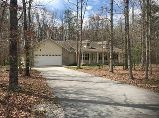 861 Buffalo Trl, Clarkrange, TN 38553