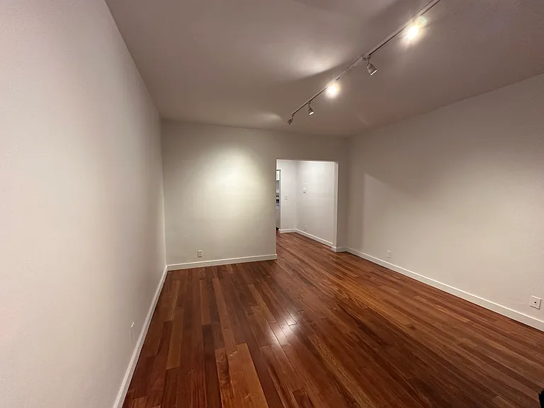 1235 Euclid Ave #12 — Photo 13