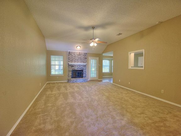 2nd image of 1308 Tanbark Ct