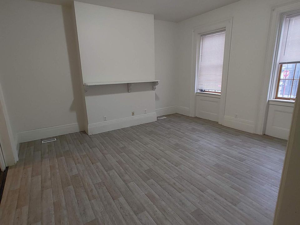1st image of 189 Liberty St #1