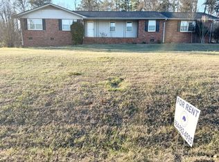 1131 Lakeview Dr, Greenville, SC 29611