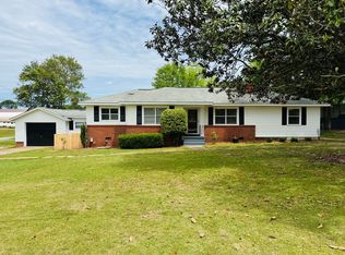 5555 Chana Creek Rd, Tallassee, AL 36078