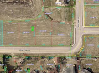 201 Cedar Trail Dr, Le Sueur, MN 56058