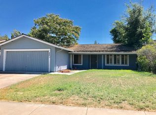 952 Sunnyoak Way, Stockton, CA 95209