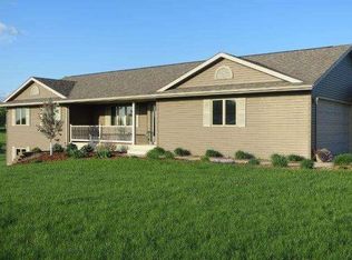N13488 Larkspur Rd, Trempealeau, WI 54661