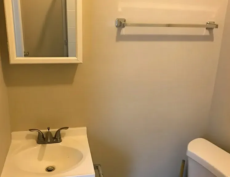 3848 W Roscoe St #1 — Photo 10