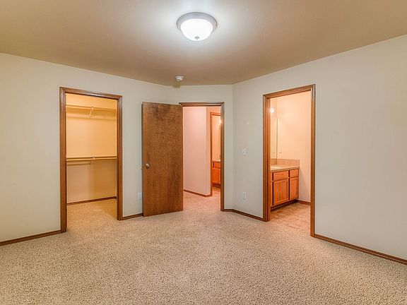 3rd image of 1006 S 90th Ave #1