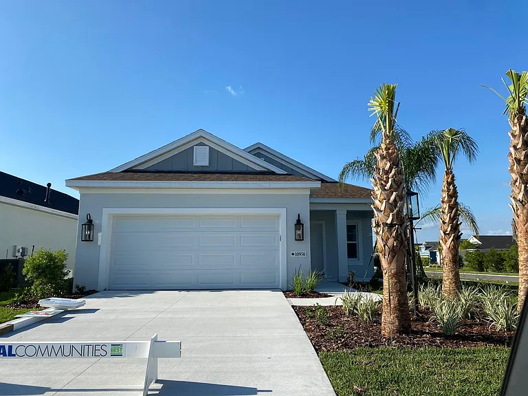 10950 Sand Pine Ln — Photo 2