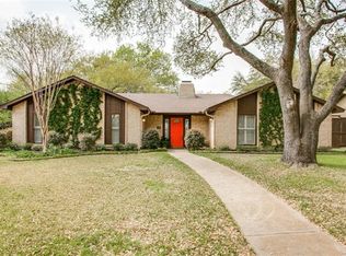7326 Brennans Dr, Dallas, TX 75214