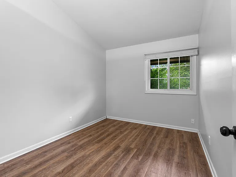 1806 E Eleven Mile Rd #1806 — Photo 8