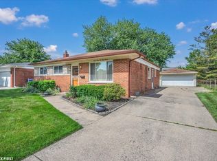 33247 Regal, Fraser, MI 48026