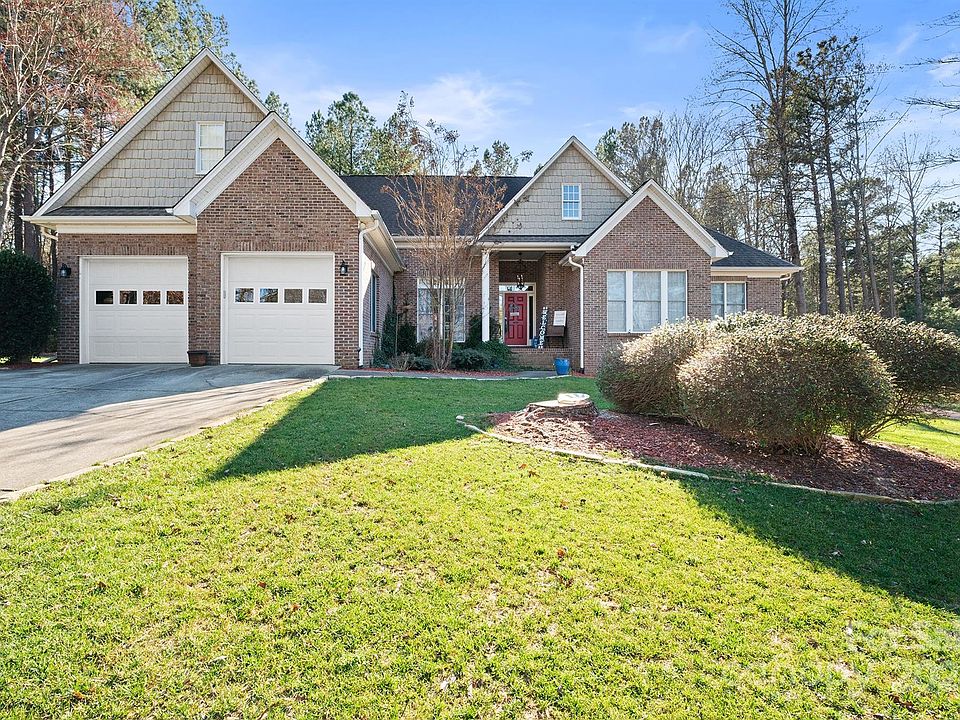 1st image of 2524 Wellesbourne Ln