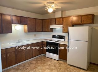 3010 Park Lane Dr #3, Hastings, NE 68901