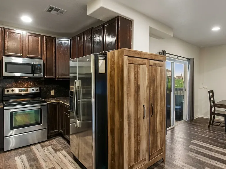 3243 E 94th Dr — Photo 3