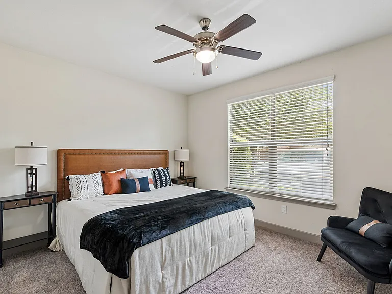 Plantation Park Apartments — Photo 11