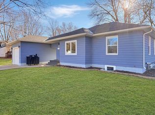 124 E Emory St, Tracy, MN 56175